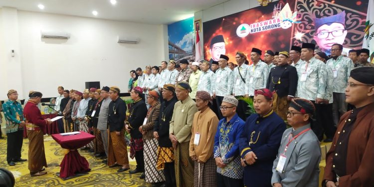 Akhmad Murtadho Resmi Pimpin Ikaswara Kota Sorong