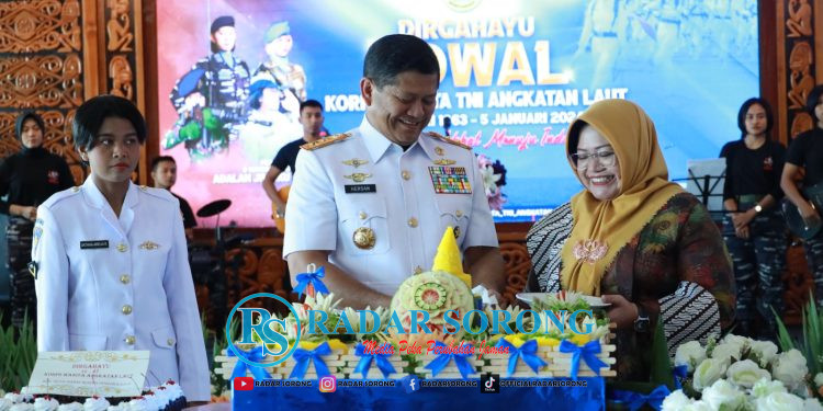 Peringati HUT ke-61, Kowal Koarmada III Tampilkan Seni Budaya Khas Papua