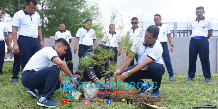 Koarmada III Dukung Gerakan Mako Komplek TNI AL Tertib, Bersih, Rapi