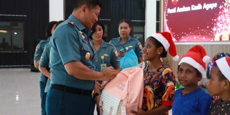 Koarmada III Gelar Perayaan Natal Keluarga Besar TNI AL Wilayah Sorong