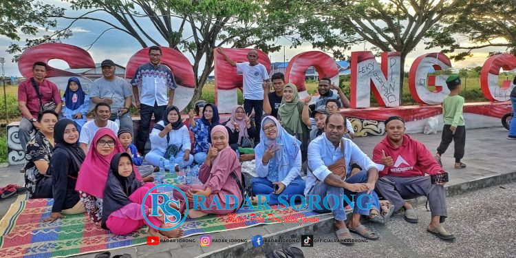 Jurnalis Papua Barat Daya yang Pertama Bukber di Sorong City