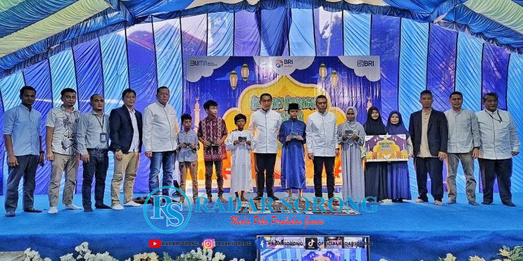 Berbagi Bahagia Bersama BRI Group, Berikan 1.600 Paket Sembako dan Santunan