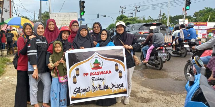 PP Ikaswara Berbagi 700 Box Ta’jil