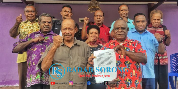 Suku Besar Moi Nyatakan Sikap Dukung Septinus Lobat Maju Calon Wali Kota Sorong