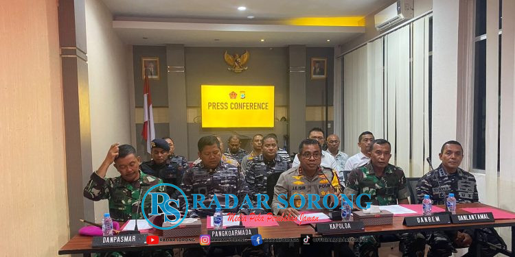 Lima Korban dalam Perawatan, Kapolda Papua Barat Minta Maaf