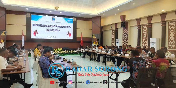 Kemendagri Monitoring Perkembangan Pengungsi Maybrat, Pj Bupati Bernhard:Kami Butuh Bantuan