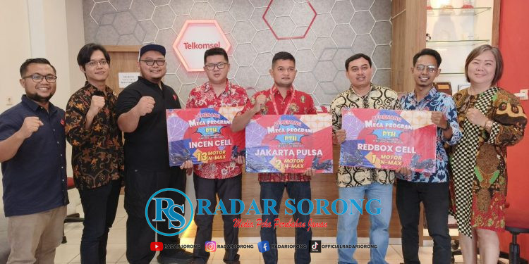Mega Program PTH, PT Panca Tunas Harapan-Telkomsel Serahkan Hadiah 16 Sepeda Motor Bagi 3 Pemenang