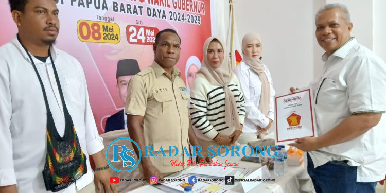 Mantapkan Diri Maju 01 Papua Barat Daya, Faris Umlati Daftar di 6 Partai