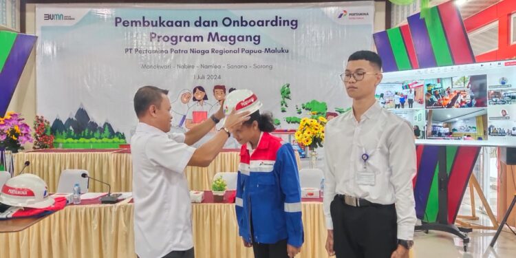 Beri Kesempatan Bagi Anak SMA di Daerah 3T, Pertamina Patra Niaga Papua-Maluku Laksanakan Program Magang