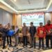 Gelar Pembinaan Pengelolaan Data Statistik, Diskominfo PBD Serahkan VSAT Mobile