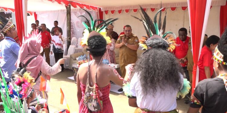 Karnaval Budaya, Pj Gubernur PBD Harap Pemerintah yang Akan Datang Jadikan Kegiatan Rutin