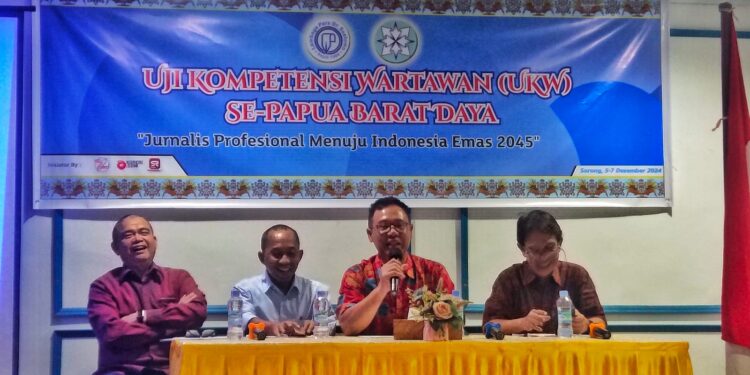 UKW, 4 Penguji LPDS Tingkatkan Kompetensi Wartawan PBD