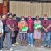Rayakan Hari Ibu & HUT, FJPI PBD Bagi Bingkisan ke Lansia, Janda, dan Petugas Kebersihan
