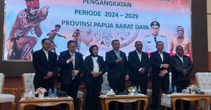 Rekrut 9 Anggota DPRPBD Jalur “Otsus”, 7 Anggota Tim Seleksi Mulai Bekerja