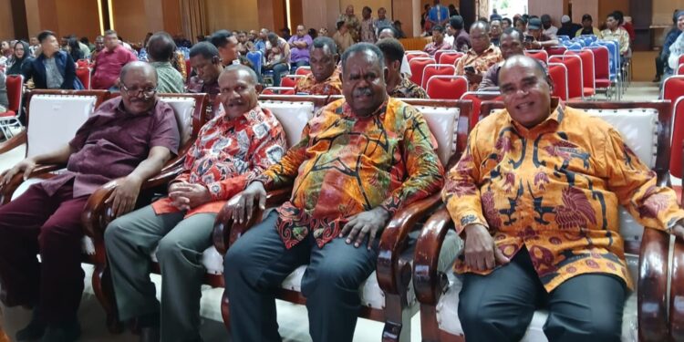 Gubernur Terpilih Elisa Kambu Hadiri Ibadah Syukuran Tim Perjuang Pemekaran Provinsi Papua Barat Daya