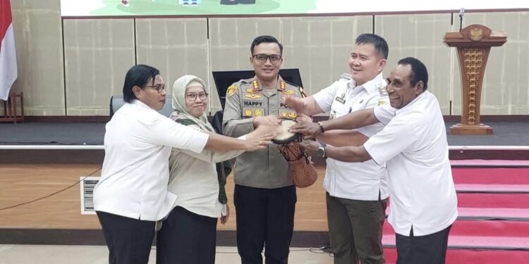 Buka Rakor  TPPS, Pj Wali Kota Sorong Harap Angka Stunting Turun