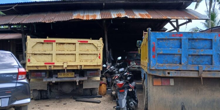 Produksi Miras Ciu, Bengkel Mobil di Km 8 Digerebek Polisi