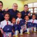 Telkomsel Donasikan Tas Sekolah di Papua