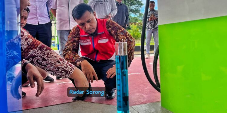 Pastikan BBM Aman Jelang Lebaran, EGM Pertamina Patra Niaga Papua Maluku Sidak SPBU