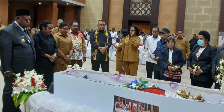 Lepas Jenasah Ketua Tim Deklarator PBD, Gubernur : Pemerintah Telah Berbuat Maksimal