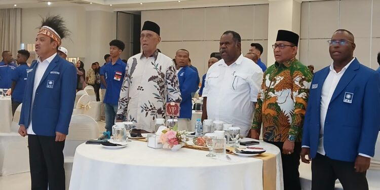 Gubernur Elisa Kambu Harap Syafrudin Sabonama Tetap Pimpin PAN Papua Barat Daya
