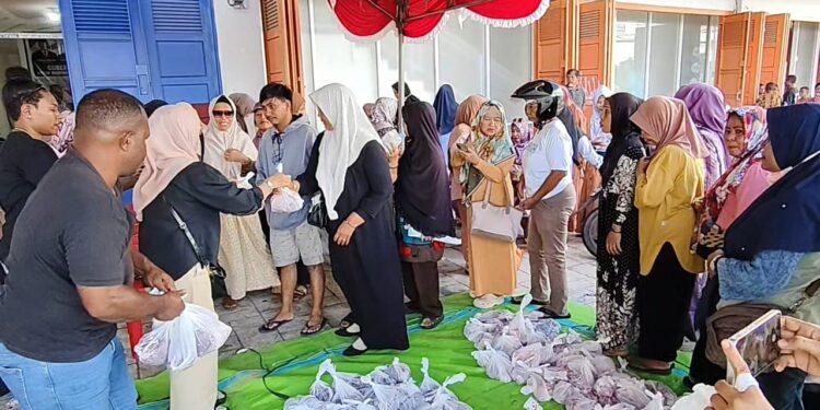 Rayakan Idul Adha, DPD GERINDRA PBD Bagikan 2 Sapi Hewan Kurban Kepada Masyarakat