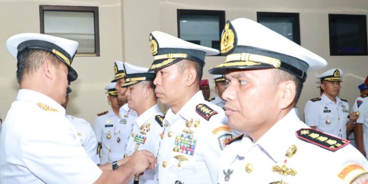 Pangkoarmada III Pimpin Sertijab Tiga Jabatan Strategis