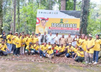 Robert Kardinal Buka Sosialisasi Masyarakat Pedul Api di TWA Km 16