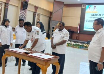 Pj Sekda PBD Pimpin Sertijab Plt Inspektur dan Plt Kadis Dukcapil Dan PMK