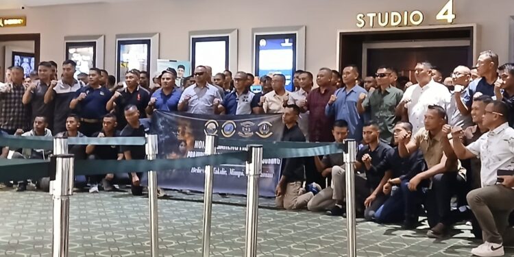 Prajurit Jalasena TNI AL Wilayah Sorong Nobar Film Believe