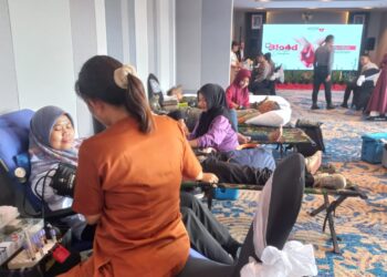 Peringati HUT RI ke-80, ASTON Sorong Gelar Donor Darah