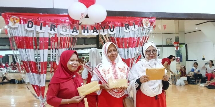 Semarak HUT RI ke-80, Arian Club Apreseasi Peserta Lansia