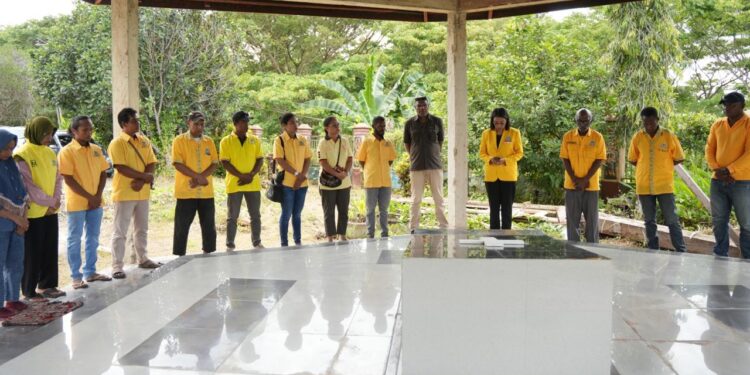 HUT Golkar ke-61, DPD Raja Ampat ke Makam Marcus Wanma