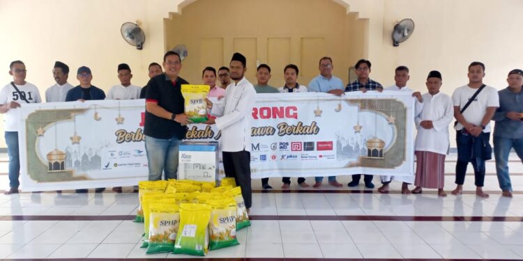 Jawara Sorong Berbagi Sedekah Membawa Berkah