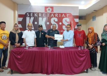 Bantu Korban Banjir Aceh dan Sumatera, Luar Biasa !, KKSS Kota Sorong Serahkan Utuh Hasil Donasi Rp 92 Juta