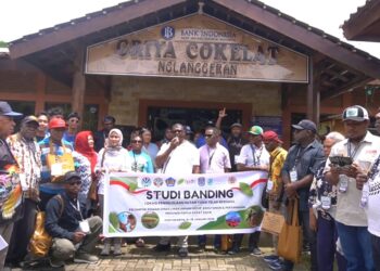 Pemprov PBD Ajak Masyarakat Adat dan Kelompok Tani Hutan Studi Banding di Yogyakarta