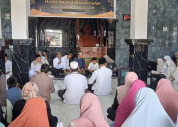 Masjid Al Muizz Aimas Peringati Isra’ Mi’raj, Wabup H. Sutejo Ingatkan Pentingnya Iman dan Amal