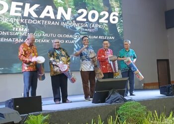 Pj Sekda Papua Barat Daya Buka Forum Dekan 2026 AIPKI