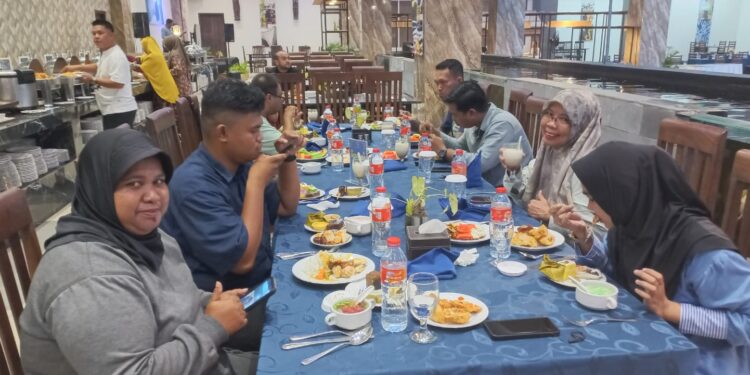 Bukber di Vega Hotel, 5 Orang Bonus 1 Orang