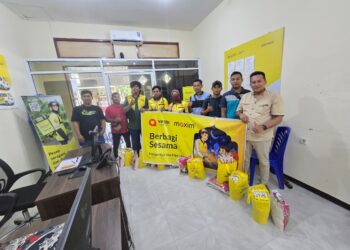 Jelang Idul Fitri, Maxim Sorong Berbagi Sembako dan Siapkan Bonus Hari Raya untuk Mitra Pengemudi