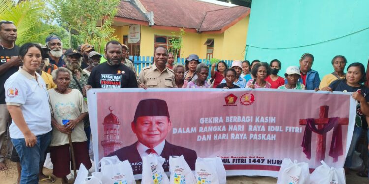 Wujud Toleransi Idul Fitri dan Paskah, Gerindra Bagikan Ribuan Paket Sembako di Sorong