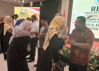 Erwin Ayal Perkokoh Silaturahmi dengan Ratusan Ibu-Ibu Majelis Taklim di Distrik Sorong Barat