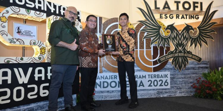 PLN Papua Raih Peringkat Platinum Alignment di Nusantara CSR Awards 2026