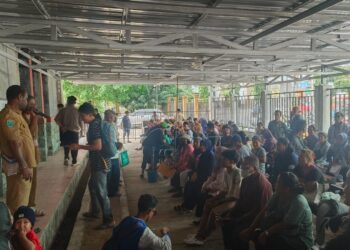Terapkan Kuota 100 Pemohon per Hari, Warga Berbondong-bondong ke Disdukcapil Kota Sorong