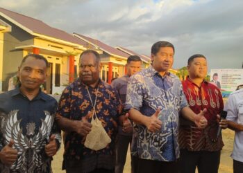 Tekankan Kualitas Hunian, Menteri PKP Tinjau Perumahan Subsidi di Sorong