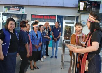 Prosesi Adat Sambut Kedatangan Ketua Umum APJI