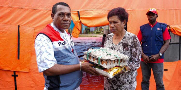 Pertamina Patra Niaga Salurkan Bantuan Bagi Masyarakat Terdampak Kebakaran di Jayapura