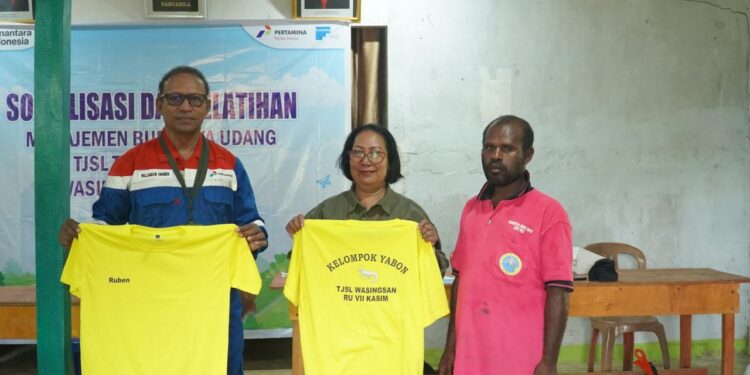 Pertamina Patra Niaga RU VII Kasim Gelar Pelatihan Budidaya Udang Vaname