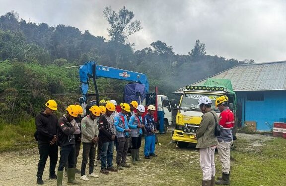 PLN Hadirkan Listrik 24 Jam di 4 Distrik Pegunungan Arfak, Papua Barat