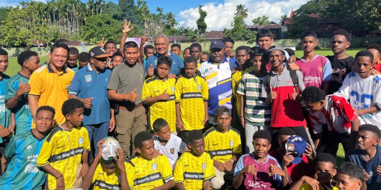 Cetak Talenta Muda PBD, Gubernur Resmi Buka Turnamen Sepak Bola U-15